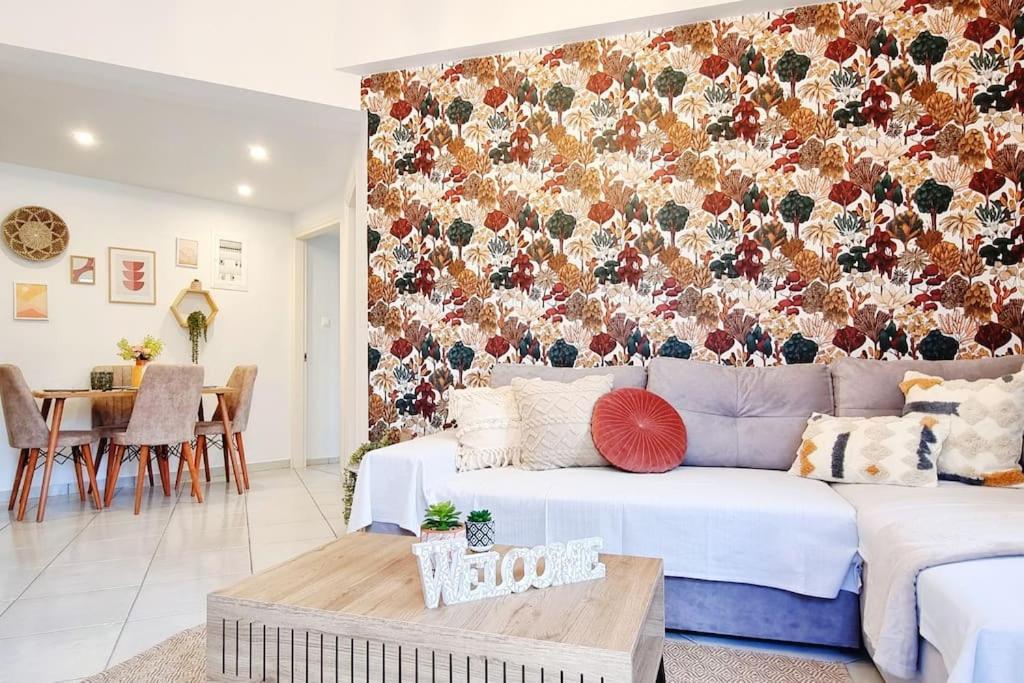 Cozy Downtown 2bdrms Apartment *