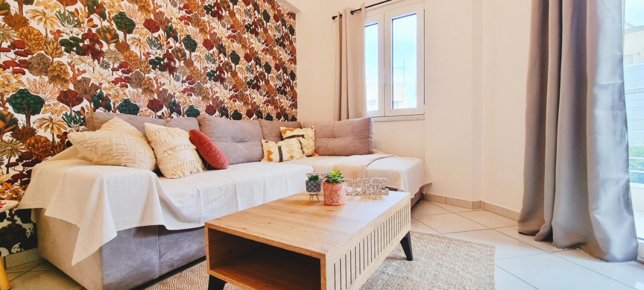 Cozy Downtown 2bdrms Apartment *
